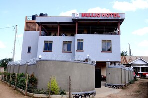 Exterior - Mujjo Hotel (Kampala)