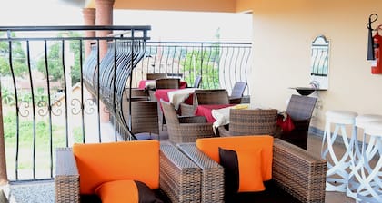 Mujjo Hotel