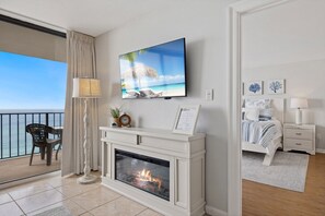 2 habitaciones, tabla de planchar con plancha y cuna de viaje