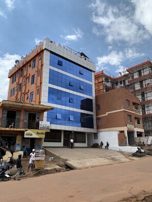 Exterior - Safdal Hotel (Kampala)