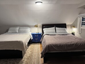 4 habitaciones, caja de seguridad en la habitación y escritorio 