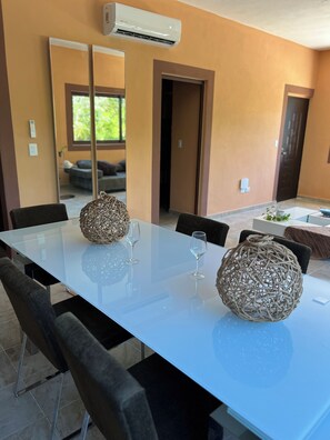 3 bedrooms, individually decorated, individually furnished, free WiFi