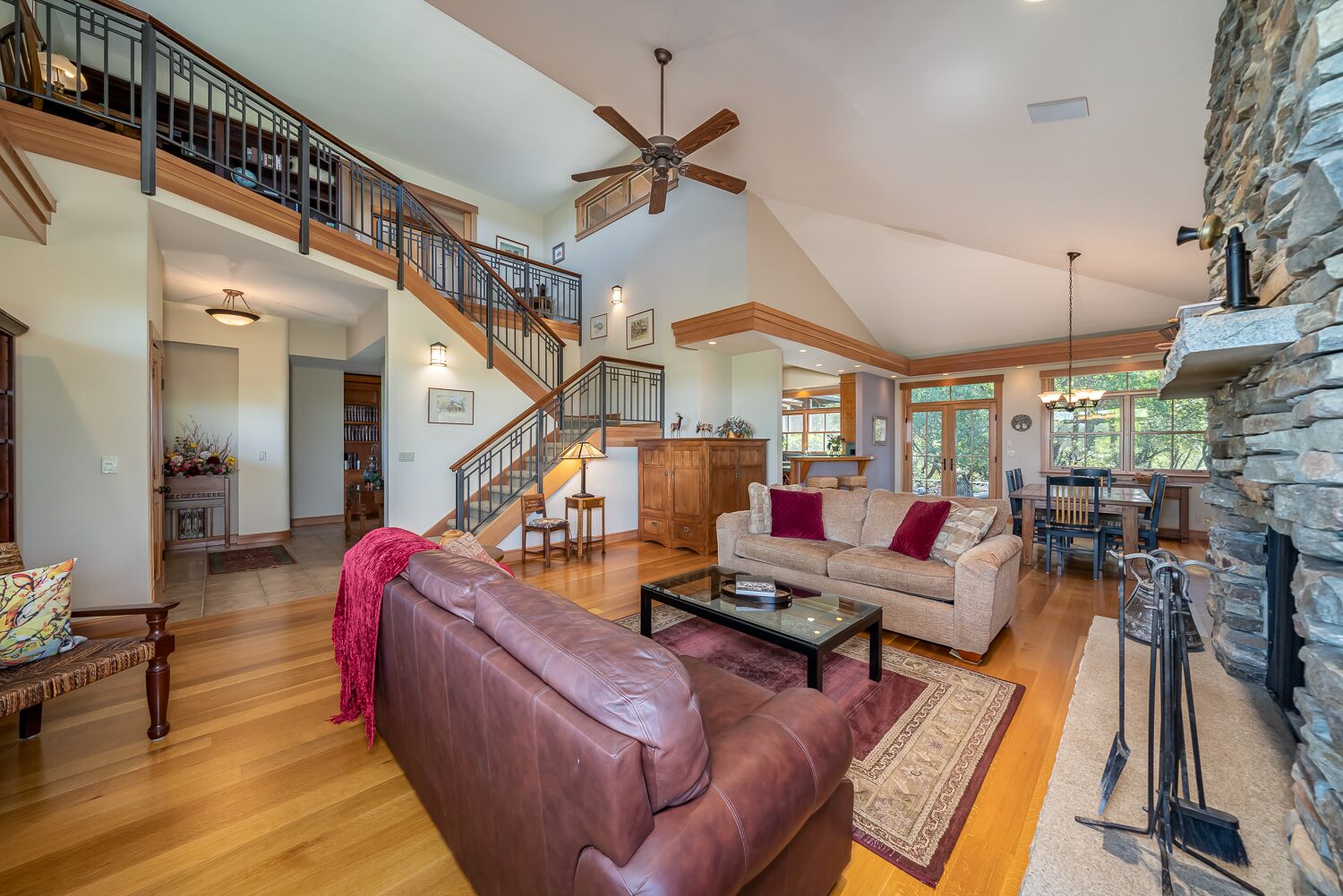 Stunning Murphys Villa, Views, AC and Pet Friendly, Sleeps 10