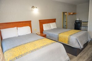 Double Room - Riverside Inn and Suites (Hopewell)