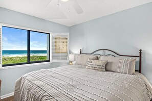 2 soverom, strykejern/-brett, reiseseng for barn og wi-fi (inkludert)