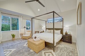 4 habitaciones, escritorio, tabla de planchar con plancha y wifi gratis