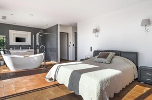 5 عدّة غرف نوم وواي فاي