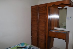 Casa familiar | 3 dormitorios, cortinas opacas, wifi gratis y ropa de cama