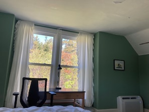4 bedrooms, free WiFi, bed sheets