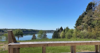 Cottage on Friar's Bay