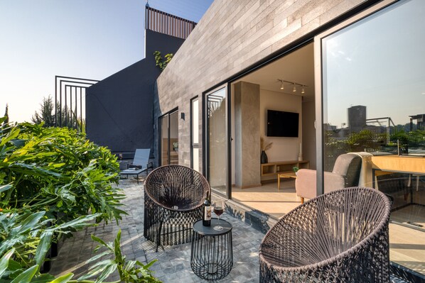 Apartment with Huge Terrace | Terraza o patio