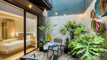Apartment with Intimate Patio | Terrasse/Patio
