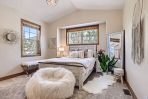 4 habitaciones, tabla de planchar con plancha y wifi gratis 