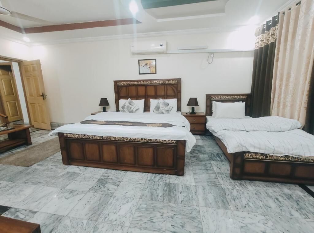 Superior Triple Room