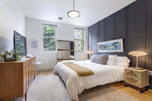 3 عدّة غرف نوم ومكتب ومكواة/لوح كي وسرير سفر