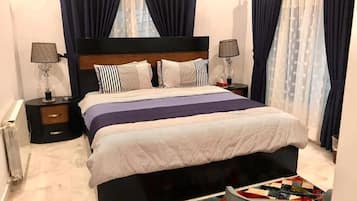 Deluxe-Doppelzimmer | Bügeleisen/Bügelbrett, kostenloses WLAN