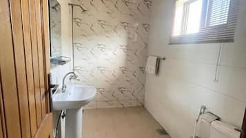 Familienzimmer | Badezimmer | Handtücher