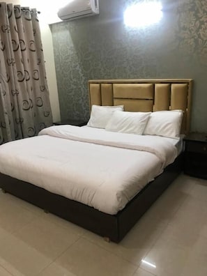 Habitació Deluxe | Planxa i posts de planxar i wifi gratuïta