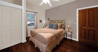 The Gray Squirrel- A Room with a Forest View!