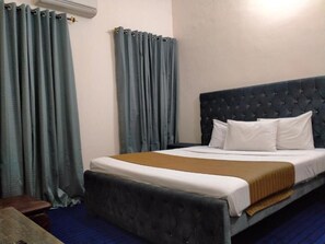 Wifi gratis y ropa de cama 
