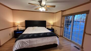 5 quartos, escrivaninha, Wi-Fi de cortesia, roupa de cama