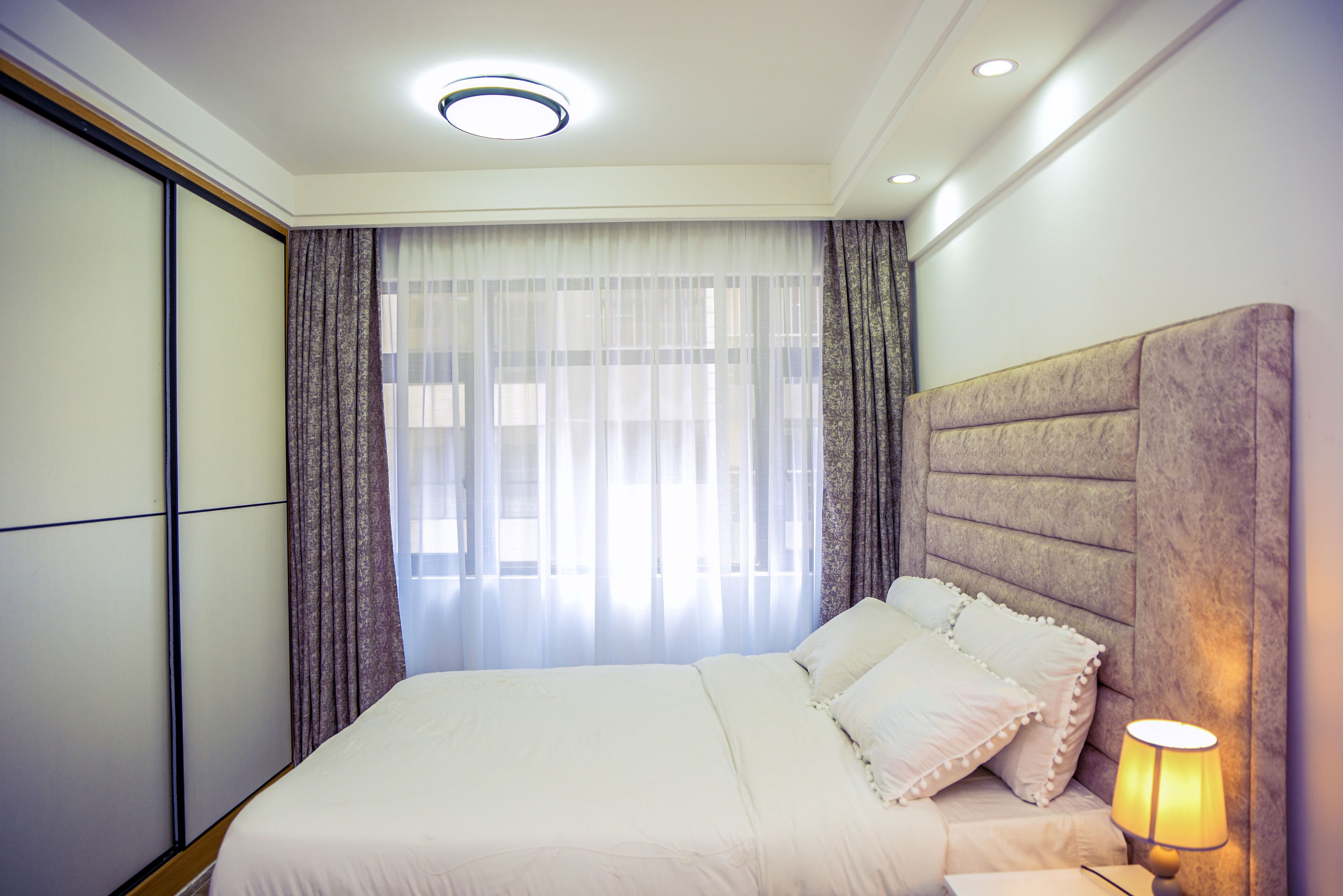 Free WiFi, bed sheets
