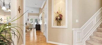 Spacious & Private Getaway Near Downtown Raleigh!