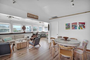 Interior -  Amazing Beachfront home overlooking the Ocean sleeps 7 (St. Augustine)