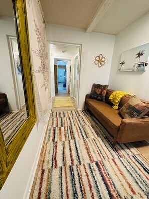 Smart TV -  Amazing Beachfront home overlooking the Ocean sleeps 7 (St. Augustine)