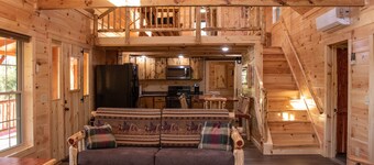 Hickory Ridge Cabin | 3 Bed, 2 Bath