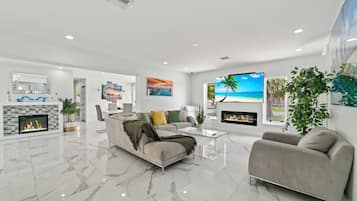 Smart-tv och eldstad