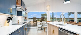 Sequestered Sunset · NEW*Sequestered Sunset-Panoramic Canyon Lake Views