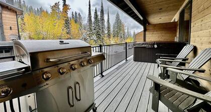 Ski-In Townhome located right on Whitefish Mountain