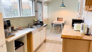 Uklassifisert bilde, 3 av 11, knapp