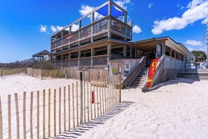 Exterior - Townhome w/ Pool & Water Views/ Sleeps 12 (Surf City)