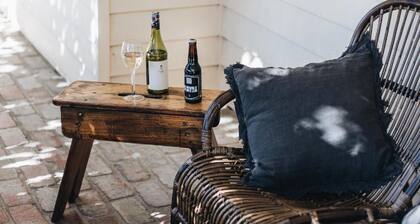 Picketts Cottage - perfect for 2