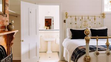 3 bedrooms, iron/ironing board, travel cot, WiFi