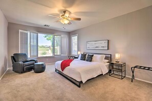 3 bedrooms, travel cot, WiFi, bed sheets - Golfer's Oasis! San Tan Valley Home w/ Pool Access (San Tan Valley)