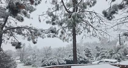 3BR Panoramic lake view, Lake Isabella High Speed WIFI easy access paved road