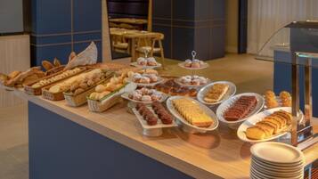 Apartamento Wyndham Gramado Termas Resort & Spa | Dapur bersama | Lemari es kecil