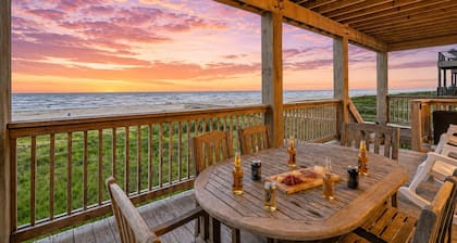 Beachfront | Hot Tub | Sleeps 16 | Private Walkover