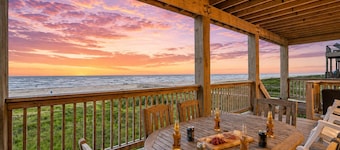 Beachfront | Hot Tub | Sleeps 16 | Private Walkover