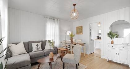 Beachwood Bungalow in Downtown Rockaway Beach