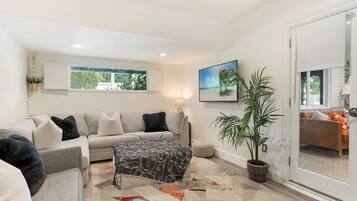 Smart TV, stereo