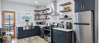 Paso Robles Bungalow -Deck/Fire Pit