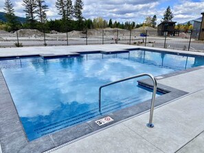 Pool - Private Sauna | Pool & Hot Tub | Awesome Views (Whitefish)