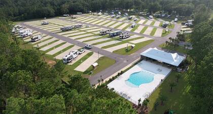 RV Lot at Whispering Pines RV Resort - 5 Miles to the Beach!