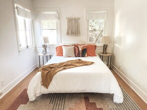 2 habitaciones, escritorio, cuna de viaje y wifi gratis 