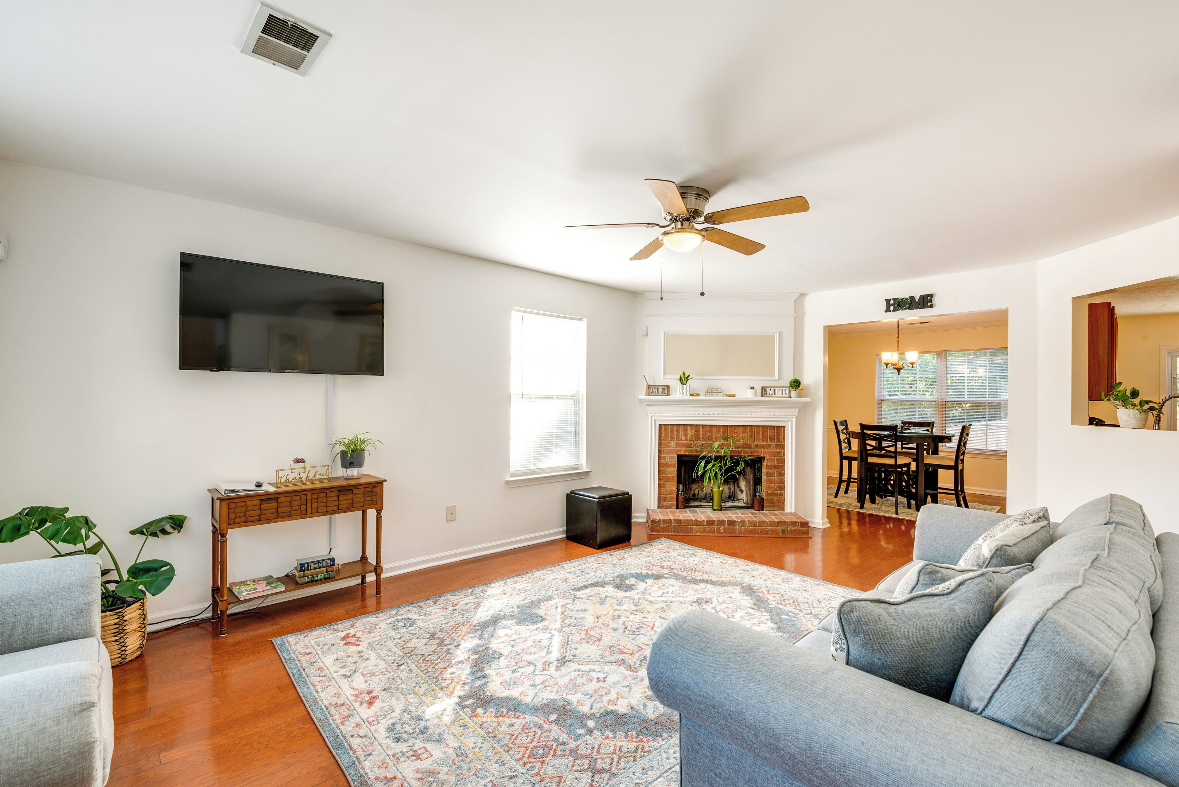 Atlanta-Area Home w/ Yard ~ 2 Mi to Six Flags