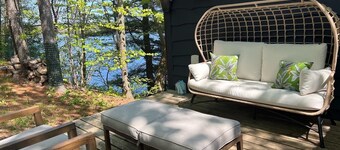 Private, 4 season lakehouse with incredible views!